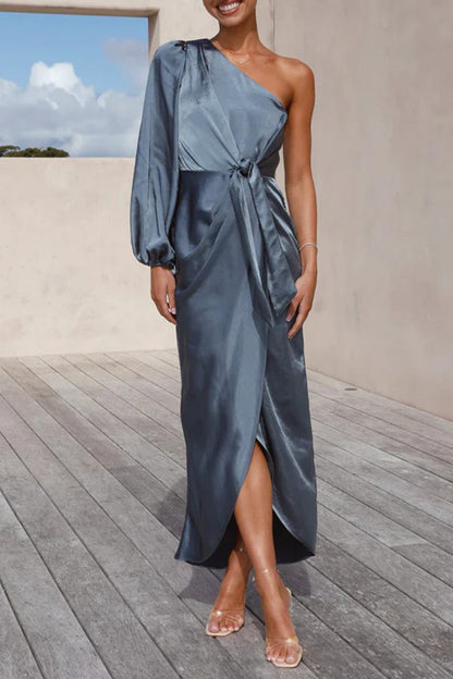 Elegante vestido asimétrico de cuello oblicuo con frenillo liso irregular (6 colores)