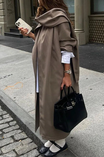 Prenda exterior elegante de estilo británico con cuello tipo bufanda y hebilla de bolsillo sólido