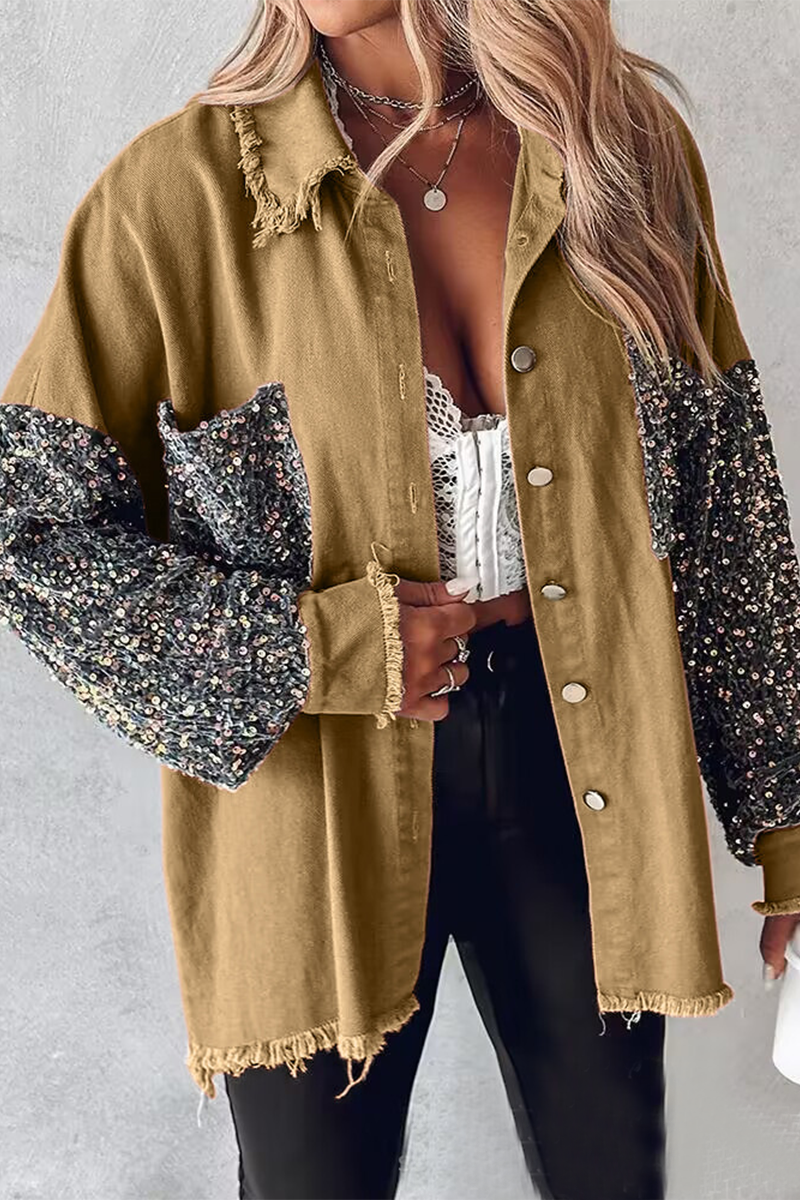 Blusa informal con cuello vuelto, bolsillos y lentejuelas lisas