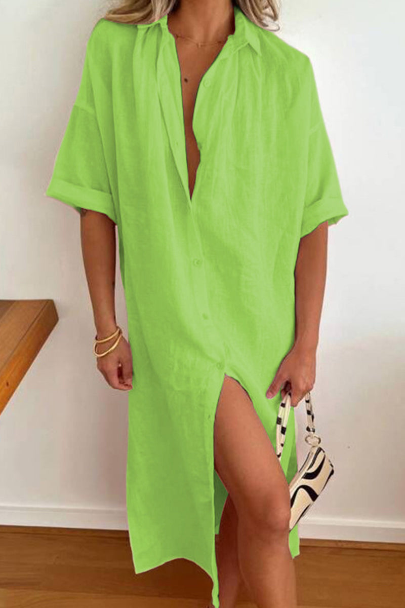 Vestido camisero informal sencillo con botones lisos y cuello vuelto