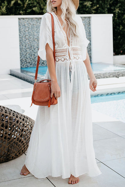 Traje de baño sexy de vacaciones con encaje sólido y ahuecado