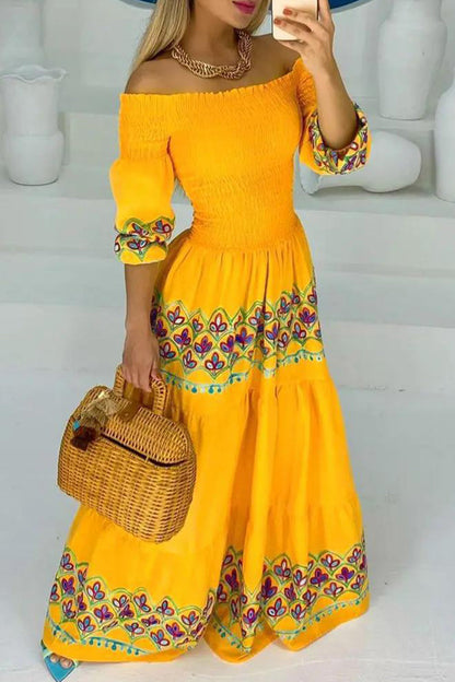 Vestido estampado con hombros descubiertos y estampado geométrico bohemio