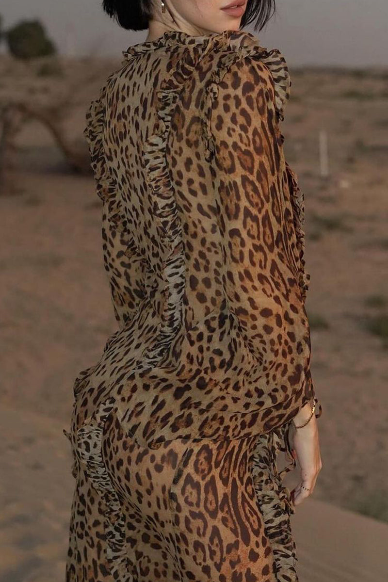 Vestidos de celebridades sexys con volantes de leopardo, aberturas, cuello en V y manga larga