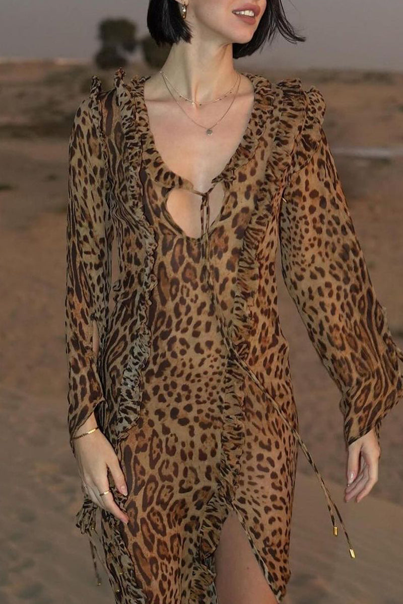 Vestidos de celebridades sexys con volantes de leopardo, aberturas, cuello en V y manga larga
