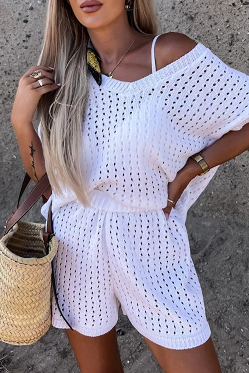 Conjunto informal de dos piezas con escote en V, manga corta y estampado de hojas, para vacaciones (3 colores)