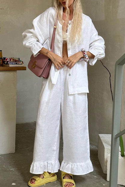 Conjunto informal de dos piezas con cuello vuelto, manga larga y volantes con hebilla sólida