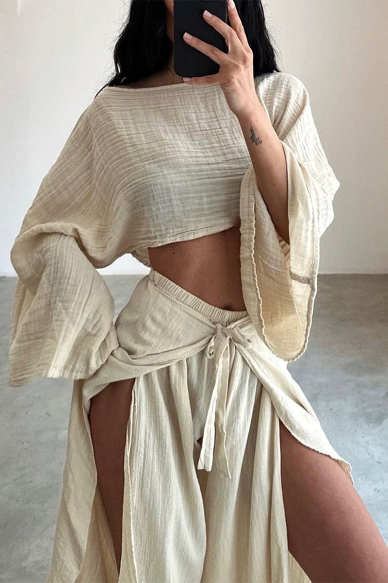 Conjunto informal de dos piezas con cuello redondo, manga larga, volante, frenillo liso y abertura