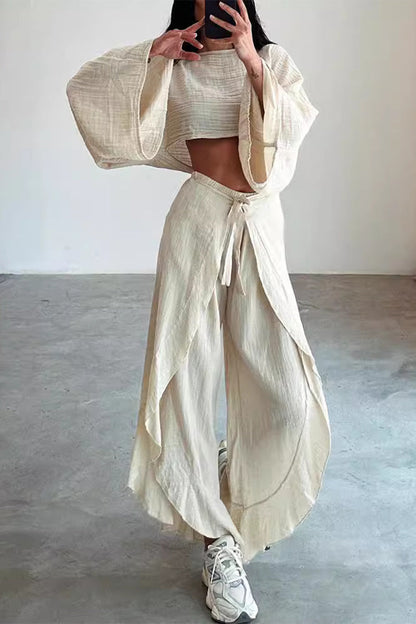 Conjunto informal de dos piezas con cuello redondo, manga larga, volante, frenillo liso y abertura