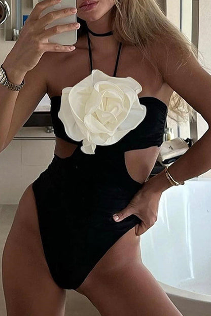 Traje de baño sexy de patchwork con vendaje, espalda descubierta y hueco (con relleno)