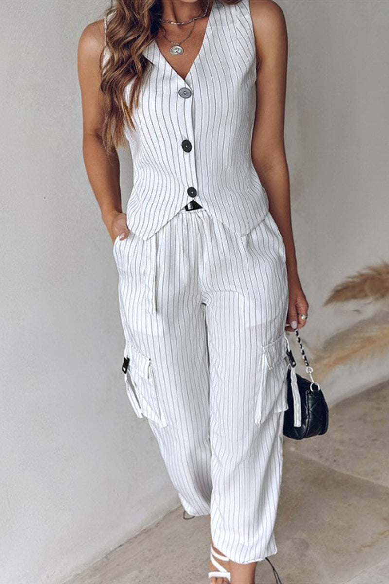 Conjunto informal de dos piezas con cuello en V, sin mangas, con bolsillos y cordón a rayas estilo británico