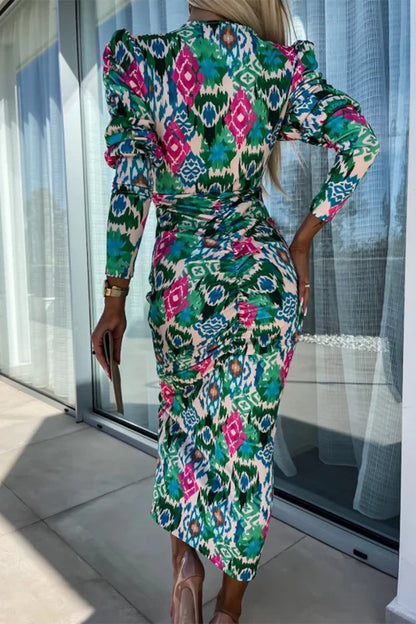 Vestidos vintage elegantes con flores, escote en V y falda de un solo paso