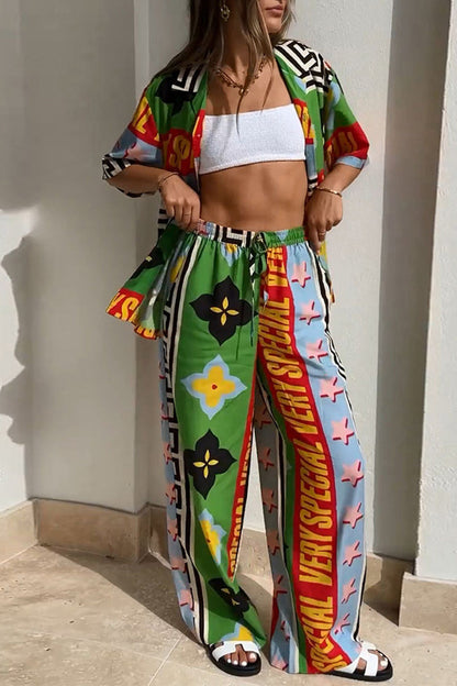 Conjunto de dos piezas informal de manga corta con cuello vuelto y cordón con estampado animal vintage