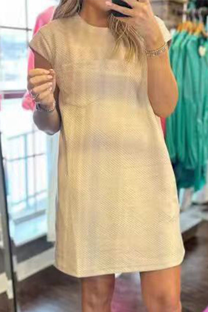 Vestido informal sencillo de manga corta con cuello redondo y bolsillos lisos
