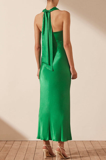 Vestidos sexis de falda de un solo paso con cuello halter y frenillo sólido