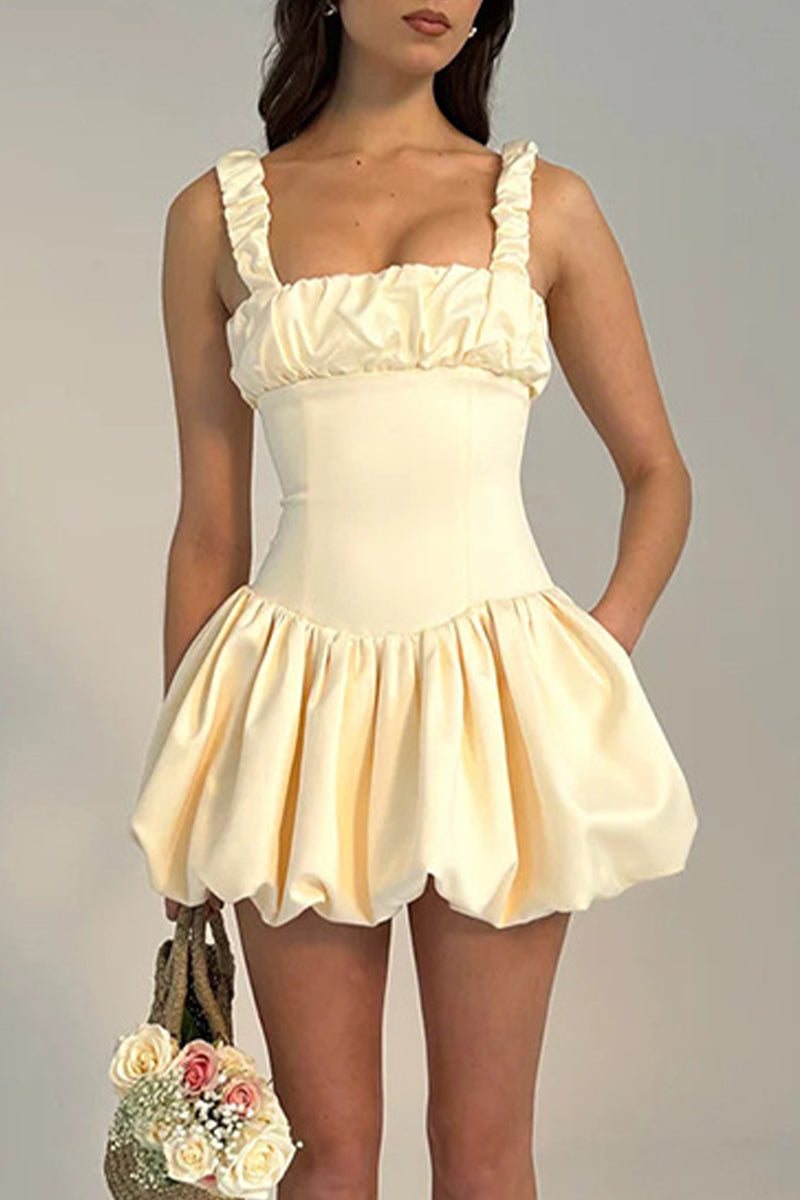 Vestidos sexis con falda y cintura cuadrada con pliegues sólidos