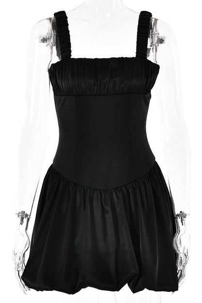 Vestidos sexis con falda y cintura cuadrada con pliegues sólidos