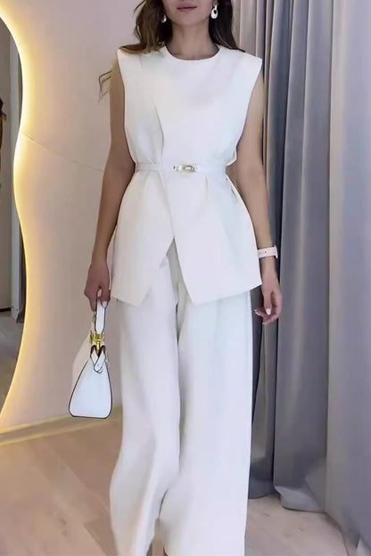 Elegante simplicidad, sólido, bolsillo, cuello redondo, sin mangas, dos piezas