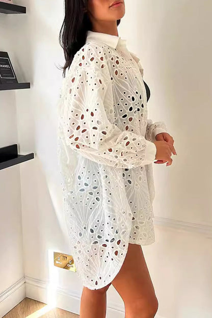 Tops casuales de cuello vuelto con aberturas lisas