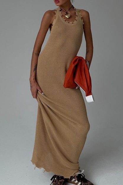 Vestidos casuales sencillos con falda de un solo paso, con cuello redondo y rotos.