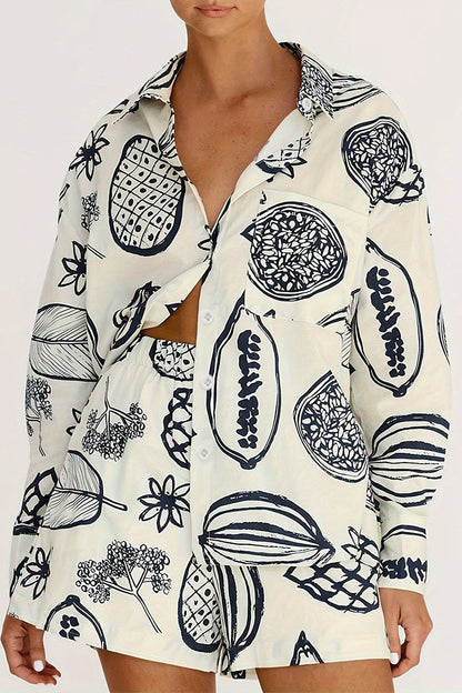 Conjunto de dos piezas con cuello vuelto, manga larga y bolsillo con estampado de grafiti informal