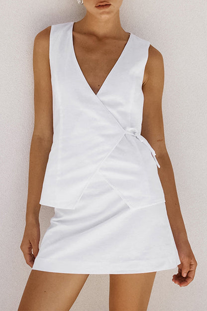 Conjunto de dos piezas sin mangas con escote en V y cordones en color liso para uso diario