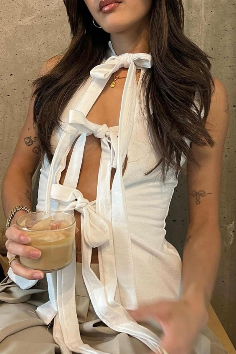 Tops sexys de color sólido con cordones y cuello en V