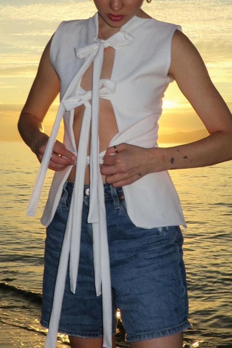 Tops sexys de color sólido con cordones y cuello en V