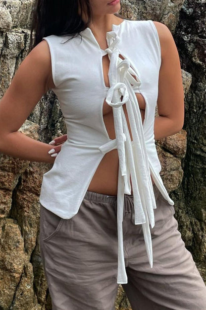 Tops sexys de color sólido con cordones y cuello en V