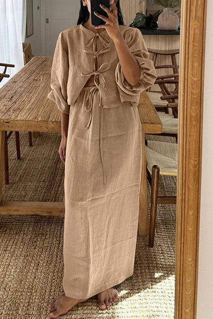 Conjunto informal de dos piezas con cuello redondo, manga larga y encaje de color liso para uso diario