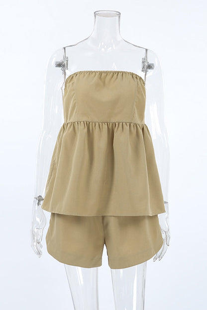 Conjunto informal de dos piezas con cuello halter, fruncido, sin mangas y estampado de color liso para uso diario.