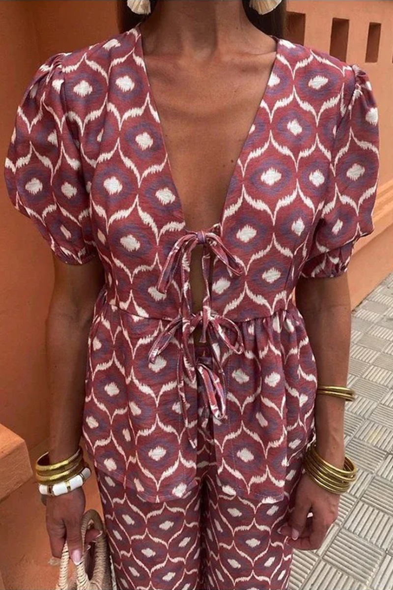 Conjunto informal de dos piezas con cuello en V, manga corta y cordones para uso diario