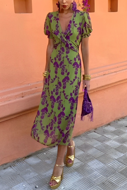 Vestidos sexis de corte A con escote en V fruncido y encaje con estampado floral