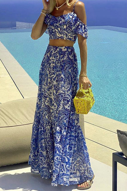 Conjunto informal de dos piezas con estampado floral y volantes de manga corta para vacaciones