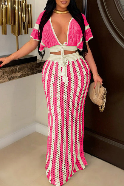 Conjunto de dos piezas con escote en V y manga corta, diseño de patchwork con tiras y aberturas (4 colores)