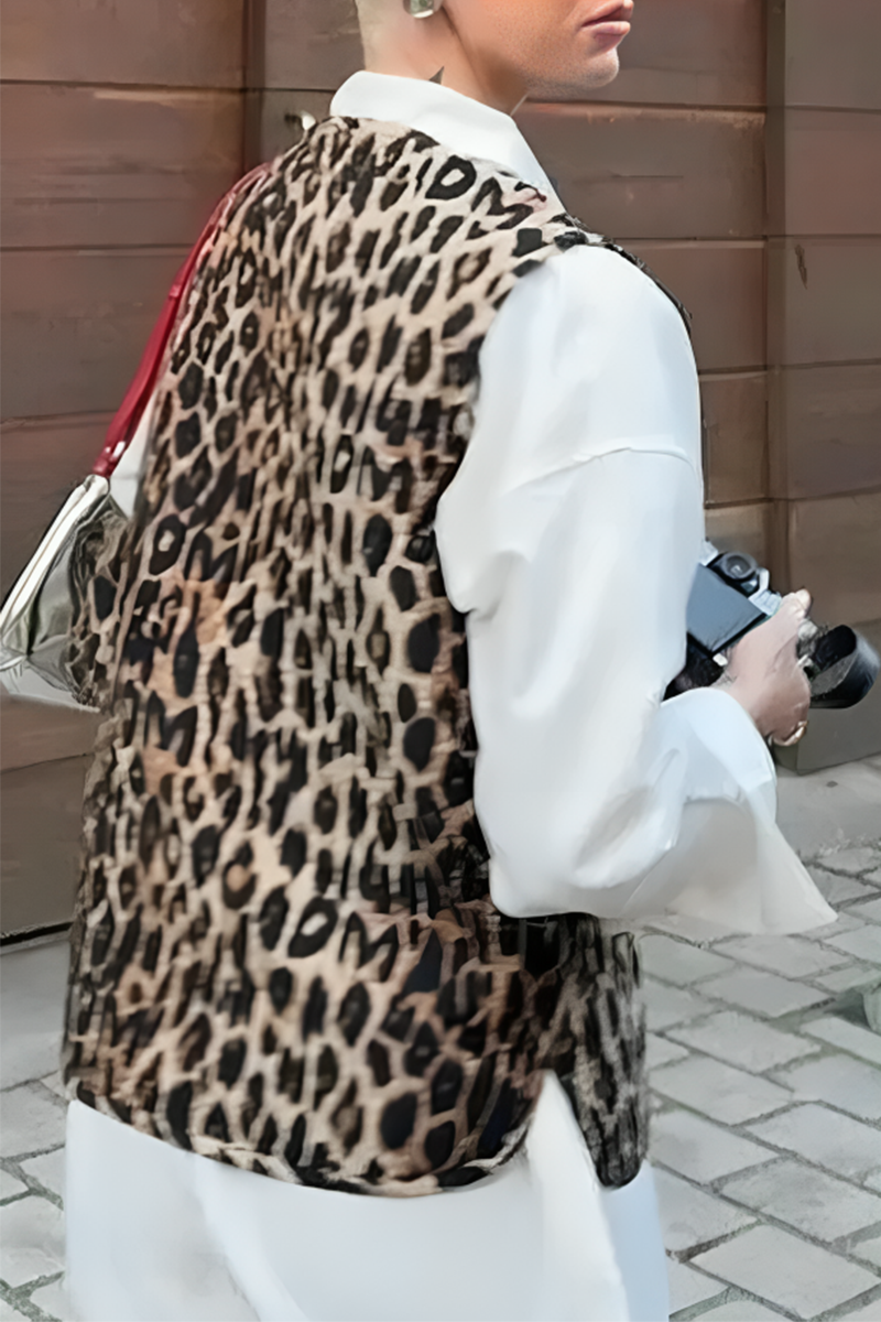 Tops casuales de cuello redondo con parches y cordones con estampado de leopardo