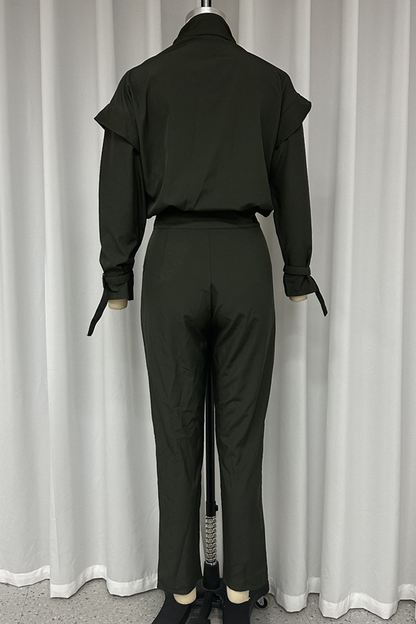 Conjunto informal de dos piezas con cuello alto, manga larga y bolsillos en color liso para calle