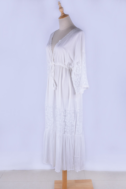 Traje de baño sexy de vacaciones de color sólido con encaje calado y retazos