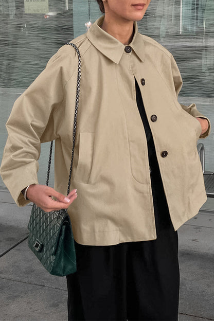 Prendas de abrigo informales de calle de color liso con bolsillos y botones y cuello vuelto