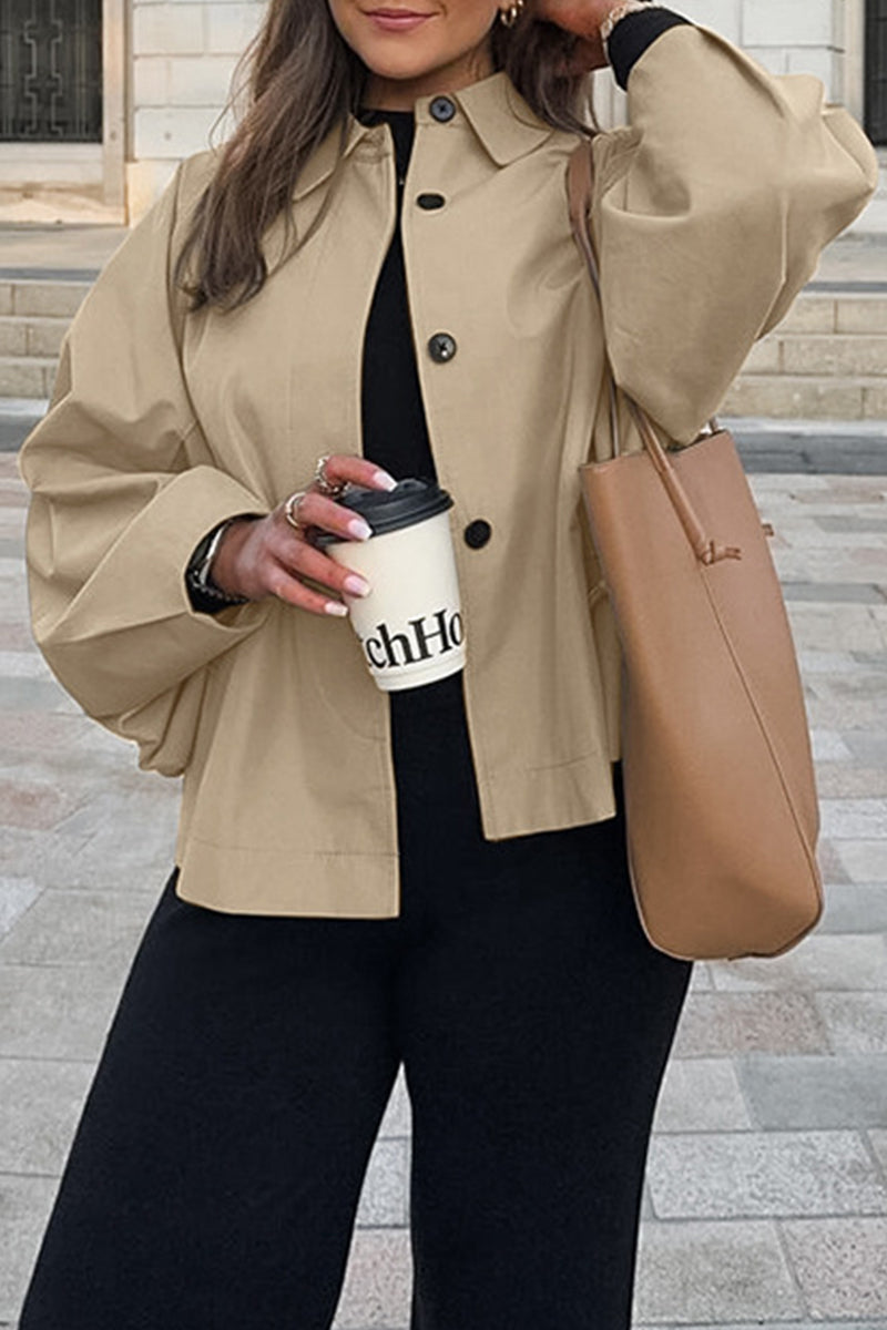 Prendas de abrigo informales de calle de color liso con bolsillos y botones y cuello vuelto