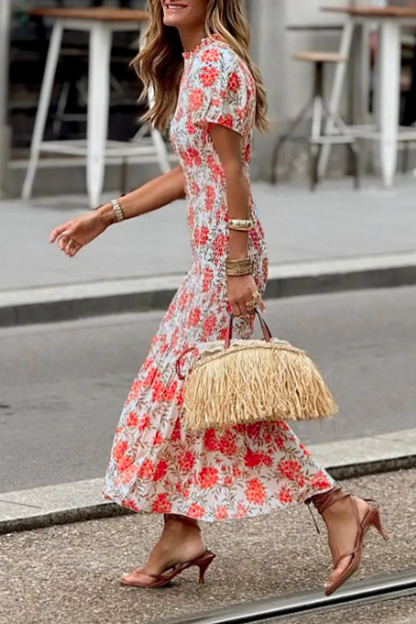 Elegantes vestidos de línea A con cuello redondo y patchwork de flores