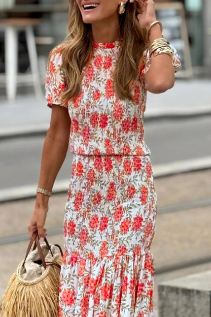 Elegantes vestidos de línea A con cuello redondo y patchwork de flores