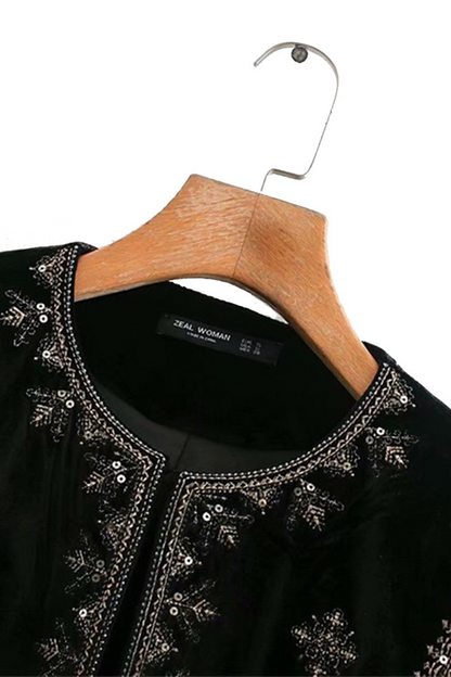 Prendas de abrigo informales con cuello redondo y flores bordadas