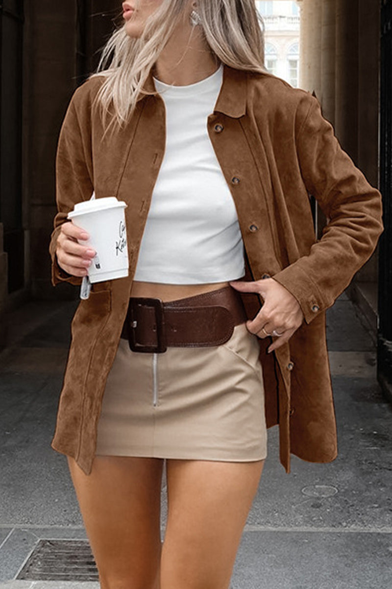 Prendas de abrigo informales de calle de color liso con bolsillos y botones y cuello vuelto