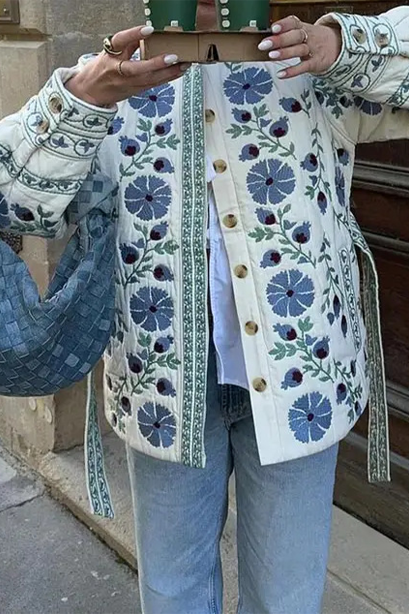 Prendas de abrigo informales con cuello redondo, botones y cordones, con flores de calle