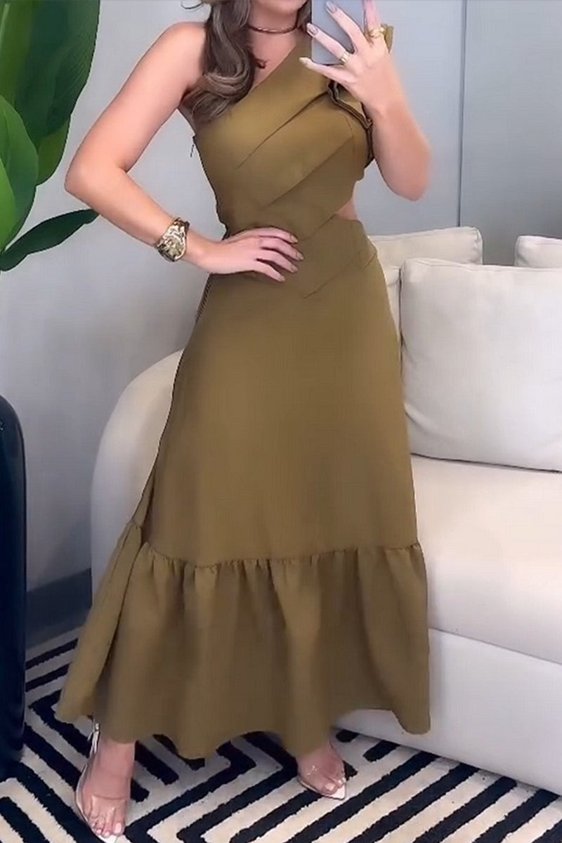 Elegante vestido plisado con hombros descubiertos y volantes calados