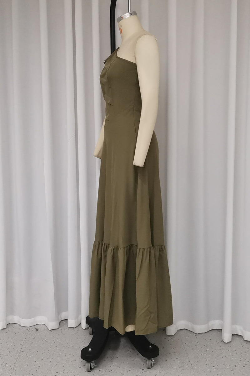 Elegante vestido plisado con hombros descubiertos y volantes calados