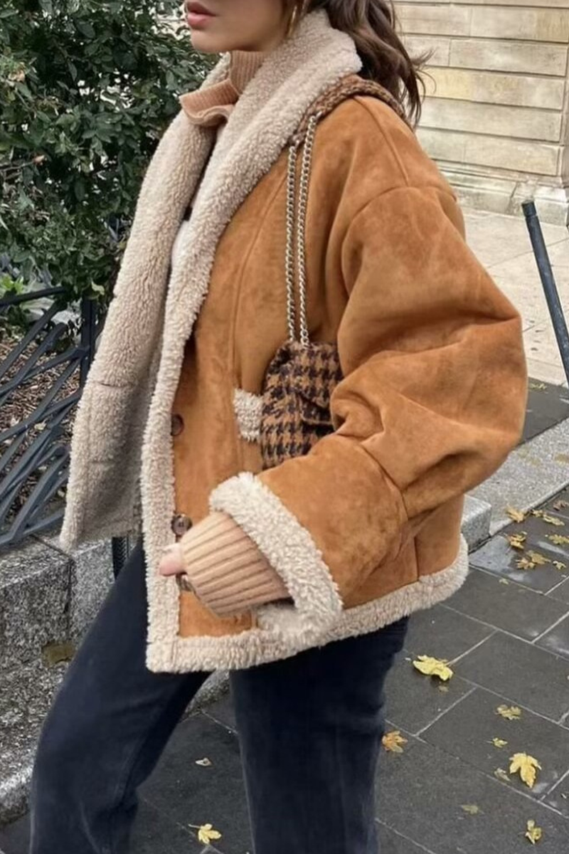 Prendas de abrigo informales de cuello vuelto con botones y bolsillos para uso diario