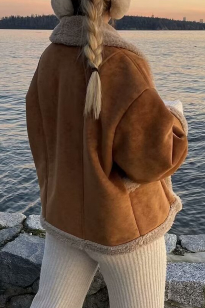 Prendas de abrigo informales de cuello vuelto con botones y bolsillos para uso diario