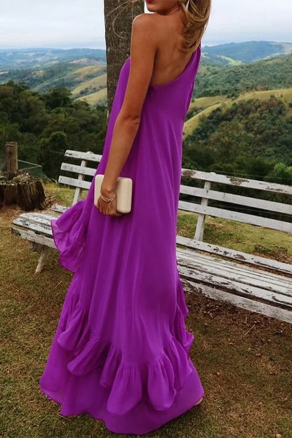 Vestidos sexis irregulares con volantes y hombros caídos