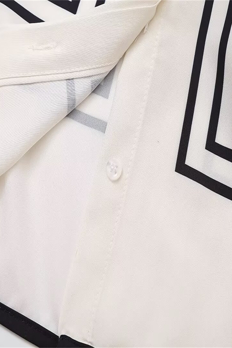 Blusas casuales de rayas con botones, aberturas y cuello redondo en contraste